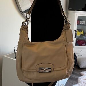 BNWT Coach Kristin Leather Hobo Handbag